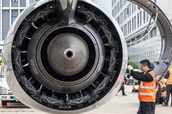 全球第一架的第一次！C919國(guó)產(chǎn)大飛機(jī)完成4A檢