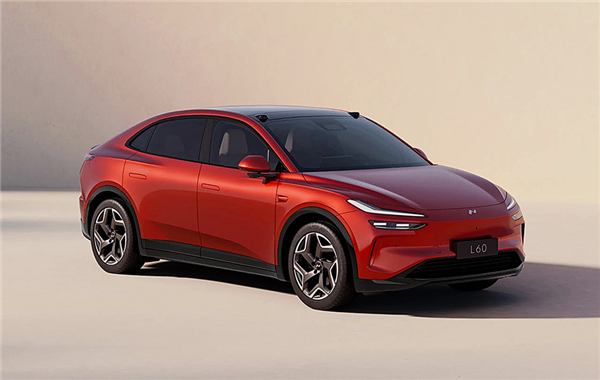 天平反轉(zhuǎn)！新能源汽車上險(xiǎn)滲透率超50%