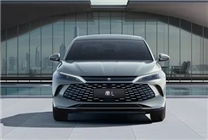 秦L、海豹06DM-i同價！比亞迪又扔一對王炸：油耗2.9L、9.98萬起