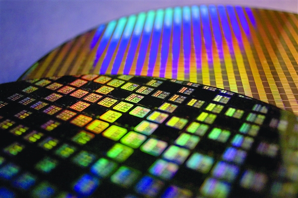買下英特爾、AMD、高通分分鐘的事！黃仁勛：CPU是過去式了