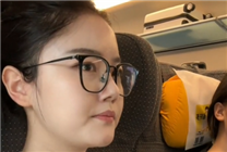 語文老師坐高鐵 遇一幫熊孩子吵鬧 一句話世界安靜了