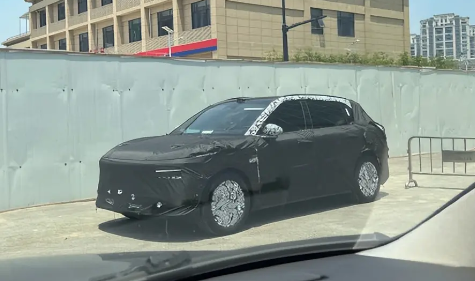 800V技術上車！極氪CX1E偽裝車曝光：年內首發(fā)