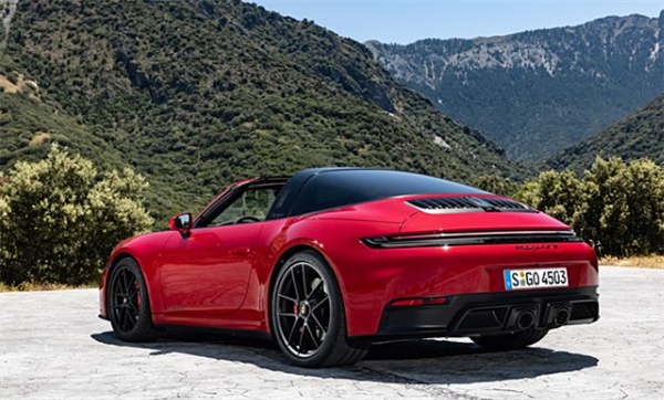 100萬起！新款保時(shí)捷911售價(jià)公布：首搭T-Hybrid混動(dòng)系統(tǒng)