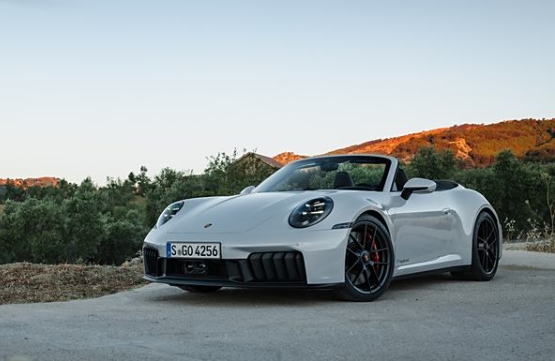 100萬起！新款保時(shí)捷911售價(jià)公布：首搭T-Hybrid混動(dòng)系統(tǒng)
