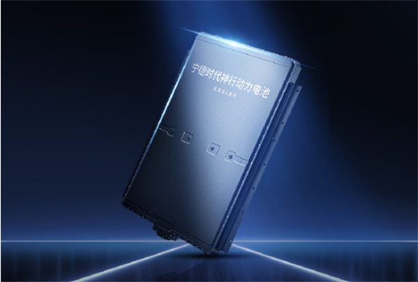 哪吒 L 純電版車型上市，售價 13.99 萬元起