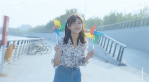 《完蛋!我被美女包圍了!》手機(jī)版秋季上線