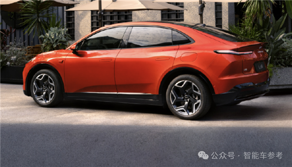 中國汽車1超2強格局：比亞迪無敵、理想復(fù)蘇、華為狂干BBA
