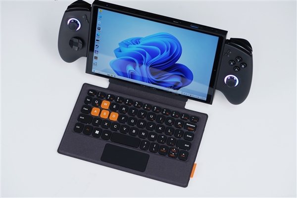 三合一PC！壹號(hào)游俠X1 mini圖賞：分離式手柄設(shè)計(jì)