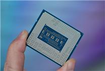 Intel下代接口LGA1851完整布局曝光：PCIe、USB一覽無余