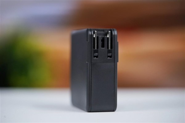 三合一PC！壹號(hào)游俠X1 mini圖賞：分離式手柄設(shè)計(jì)