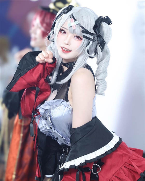 韓國美女Cos《妮姬：勝利女神》美圖：性感好身材展示