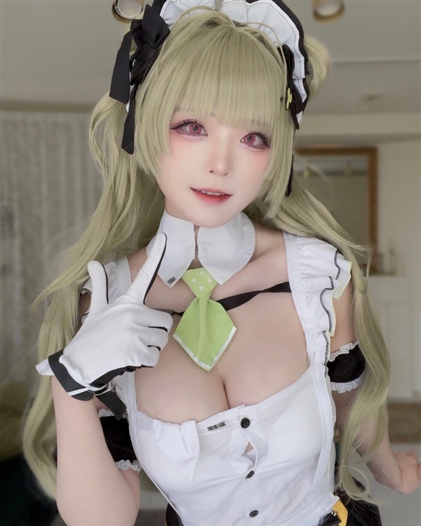 韓國美女Cos《妮姬：勝利女神》美圖：性感好身材展示