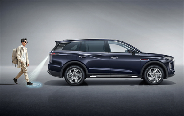 紅旗 HS7 PHEV 開啟預(yù)售，先享價(jià) 25.98 萬(wàn)元起