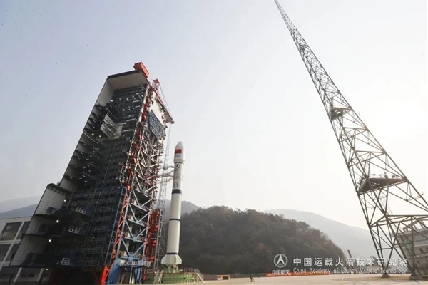 變軌全球第一！首顆國產(chǎn)全電推通信衛(wèi)星亞太6E投入運營：容量30Gbps