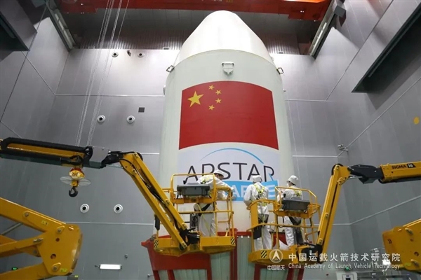 變軌全球第一！首顆國產(chǎn)全電推通信衛(wèi)星亞太6E投入運營：容量30Gbps