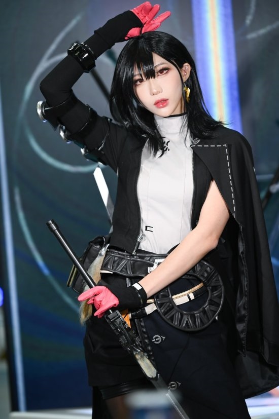 韓國美女Cos《妮姬：勝利女神》美圖：顏值爆表 身材火辣