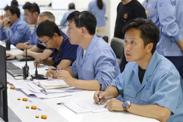 首次！中國全新載人火箭三級液氫液氧發(fā)動機(jī)長程高模試驗成功