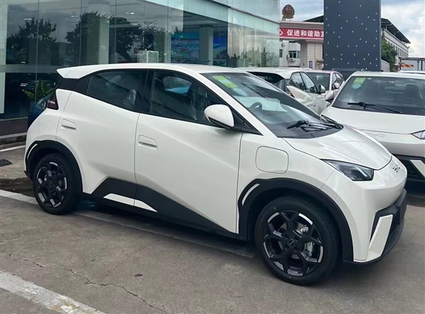 榮耀版將停產(chǎn) 新款比亞迪海鷗實(shí)車曝光：解決一個(gè)開(kāi)車痛點(diǎn)