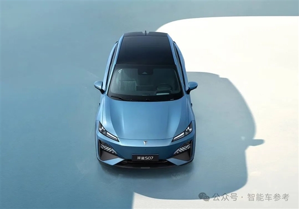 史上便宜華為智駕車！深藍S07視覺輕松挑戰(zhàn)重慶魔鬼高架