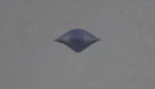 巴西拍到超清晰UFO！被網(wǎng)友的吐槽笑噴了