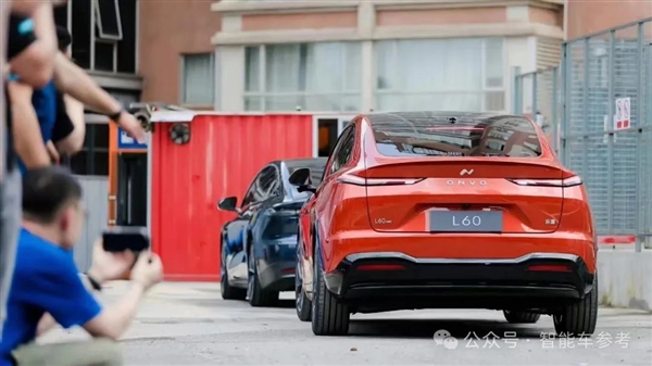 蔚來首款900V車型已下線！對標Model Y 還有冰箱彩電大沙發(fā)