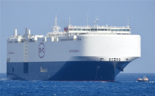 比亞迪運(yùn)輸船開啟第二次歐洲之旅：將向英國(guó)、荷蘭、西班牙等國(guó)家交車
