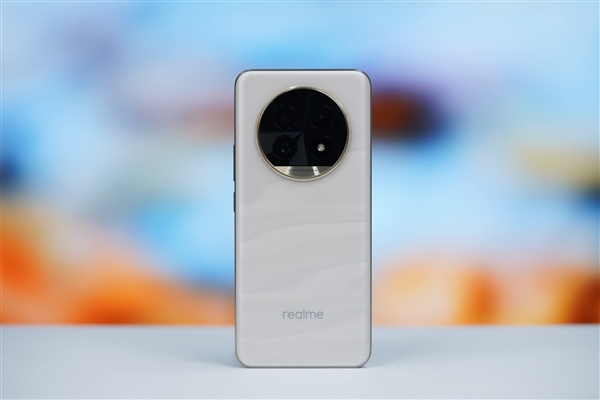 首發(fā)全新索尼超光影潛望長(zhǎng)焦！真我13 Pro+圖賞