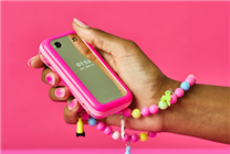 919元！HMD Barbie芭比聯(lián)名翻蓋機發(fā)布：粉色機身少女心爆棚