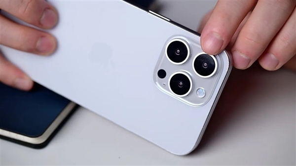 蘋果縫縫補(bǔ)補(bǔ)又一年！iPhone 16系列爆料信息匯總
