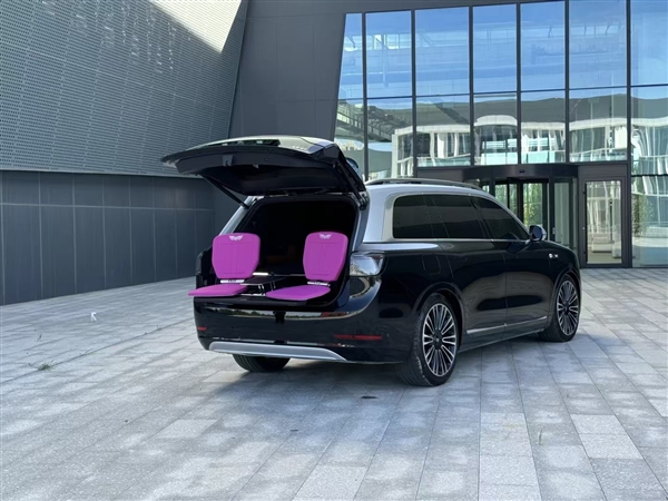 疑問(wèn)界M9五座版實(shí)車(chē)曝光：庫(kù)里南同款“攬境座椅”首次公開(kāi)
