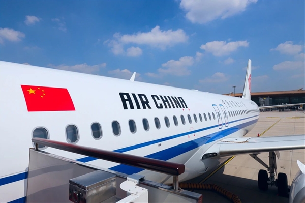 深度揭秘國(guó)航專屬C919：國(guó)產(chǎn)大飛機(jī)第一次披掛五星紅旗！