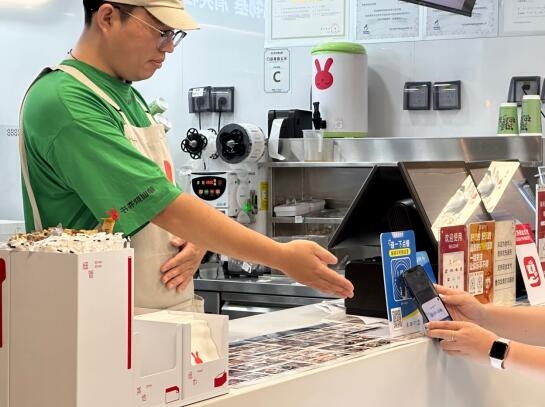 碰一下就能點餐！首都機場等5大機場升級全新點餐模式