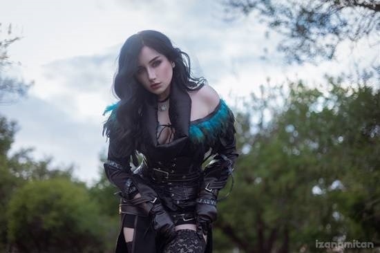 哈薩克斯坦正妹COS《巫師3》葉奈法：完美還原女術(shù)士