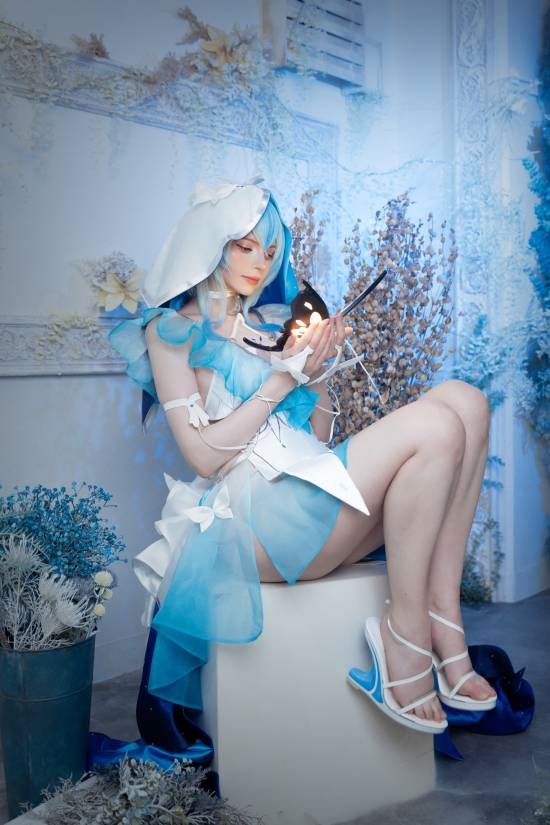 礙事梨體?！而Q潮》COS：潔白無(wú)瑕