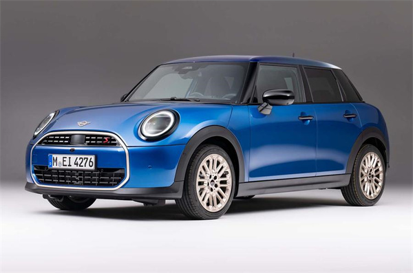 寶馬 MINI Cooper 五門版掀背車定檔 11 月 15 日廣州車展上市