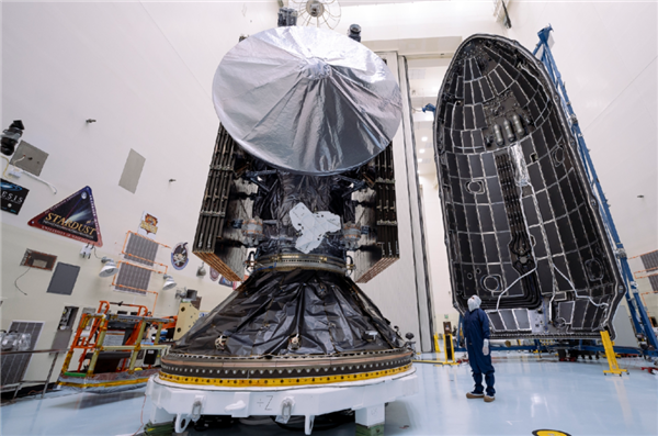 6噸！SpaceX重型獵鷹發(fā)射大行星探測器：木衛(wèi)二上找生命