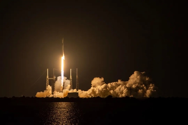SpaceX 2024年發(fā)射突破100次！44小時內(nèi)4連發(fā)