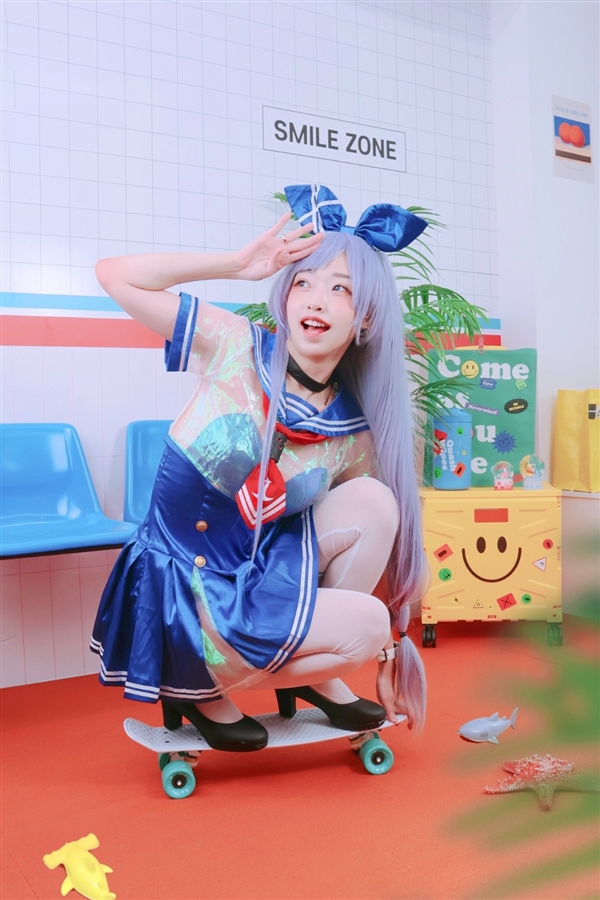 ShiftUP美女員工Cos《星刃》《妮姬》：很性感！很還原