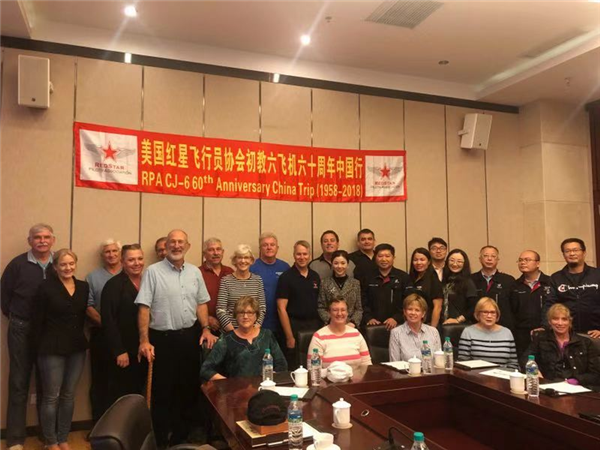 外號(hào) “ 飛不死 ” 這架60年前起飛的中國(guó)飛機(jī)：在美國(guó)竟成了搶手貨