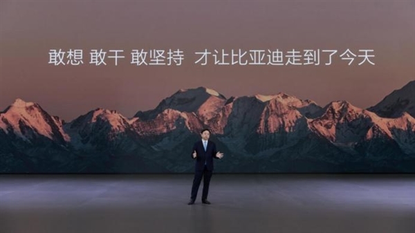 王傳?；貞洷葋喌现涟禃r(shí)刻：2019年命懸一線、有車企直接到大門口挖人