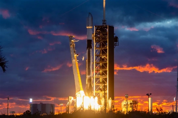 SpaceX發(fā)射神秘衛(wèi)星：真實名字、用途一概不知
