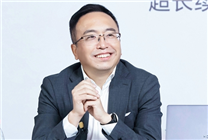 榮耀趙明和華為余承東的“恩愛”名場面：英雄果然都是惺惺相惜