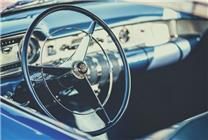 私家車疑不給救護車讓路致老人離世引熱議：律師釋疑情節(jié)嚴重可拘留賠償