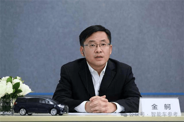 蔚來官宣上交大校友出任螢火蟲總裁！出身汽車世家 GL8研發(fā)負責人