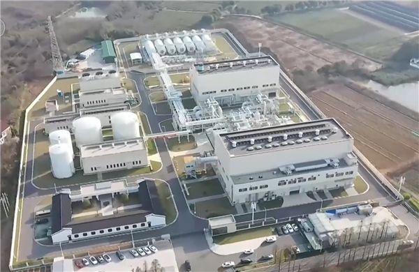 突破卡脖子技術！江蘇開建世界大“空氣充電寶”：一次充電滿足10萬輛電車補能