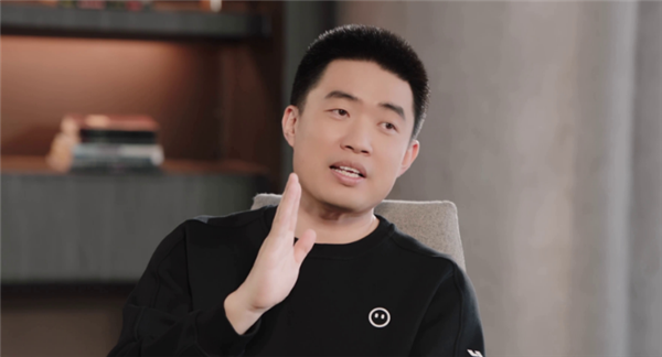 李想：我沒(méi)上過(guò)大學(xué)在社會(huì)上沒(méi)有什么挫折 只有唯一一個(gè)遺憾