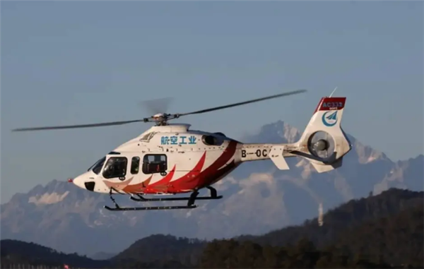 突破極限！“吉祥鳥”AC332直升機完成高原試飛