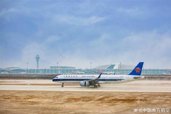 中國(guó)旅客多機(jī)場(chǎng) 廣州白云機(jī)場(chǎng)正式啟用第四跑道