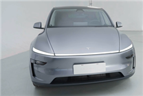 煥新版Model Y國內(nèi)實車展示：車燈大不同 后排可電動折疊