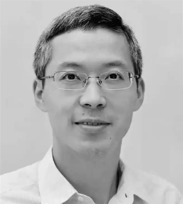 48歲李鋒博士春節(jié)假期離世 家屬：意外溺水